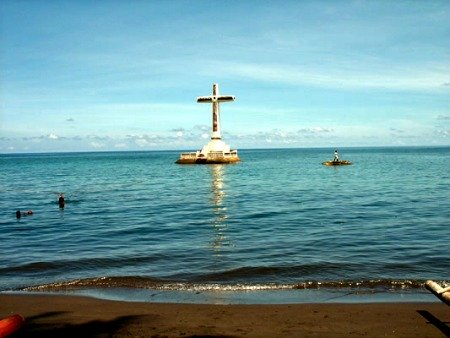 Adventure Traveling - Camiguin’s Sunken Cemetery,  Philippines